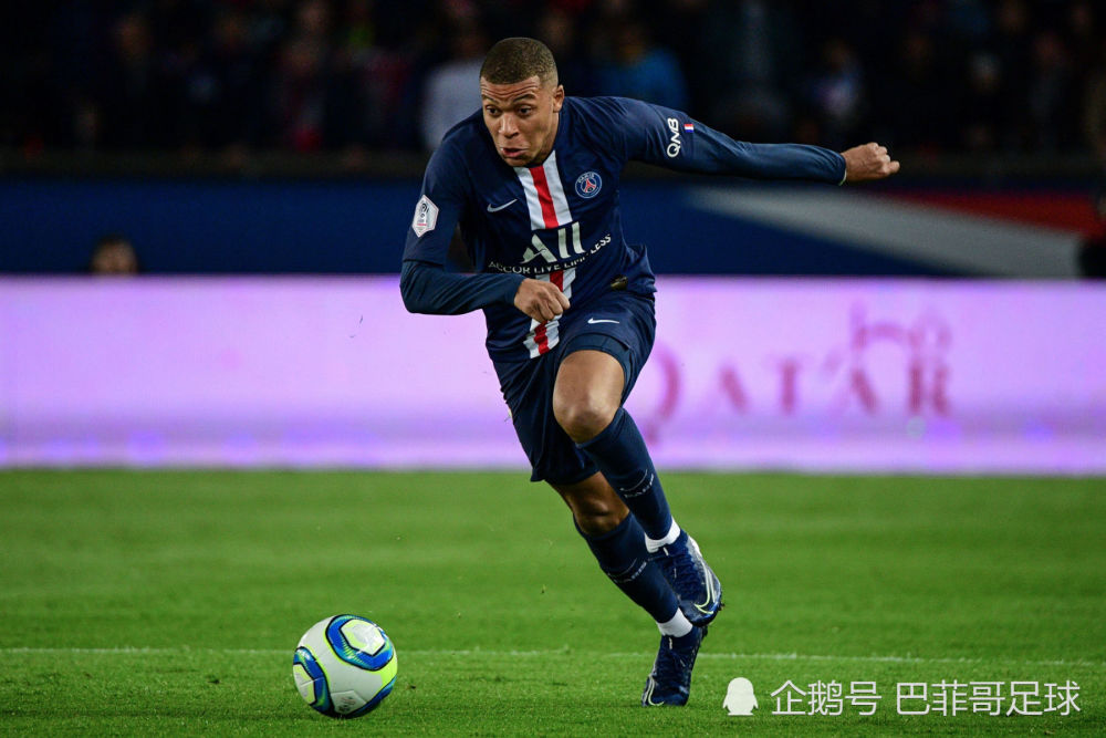 赛前突围战来临,成都蓉城围绕法甲豪取连胜,更衣室稳定,身体对抗强度拉满 赛前突围战来临,成都蓉城围绕法甲豪取连胜,更衣室稳定,身体对抗强度拉满