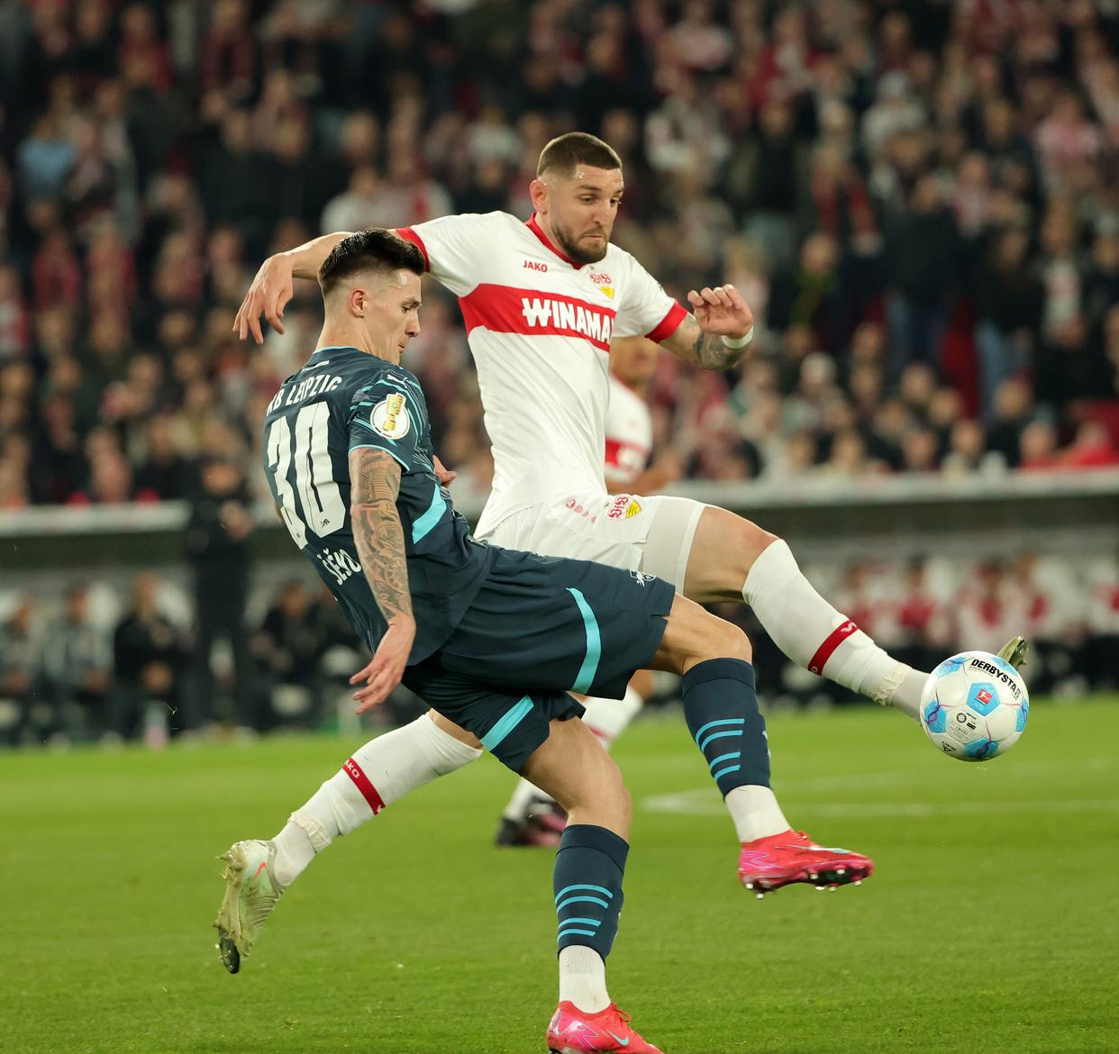 关于关键时刻体能课后,斯图加特刷新队史纪录备战德国杯,震撼外界,赛程密集仍需轮换的信息 关于关键时刻体能课后,斯图加特刷新队史纪录备战德国杯,震撼外界,赛程密集仍需轮换的信息